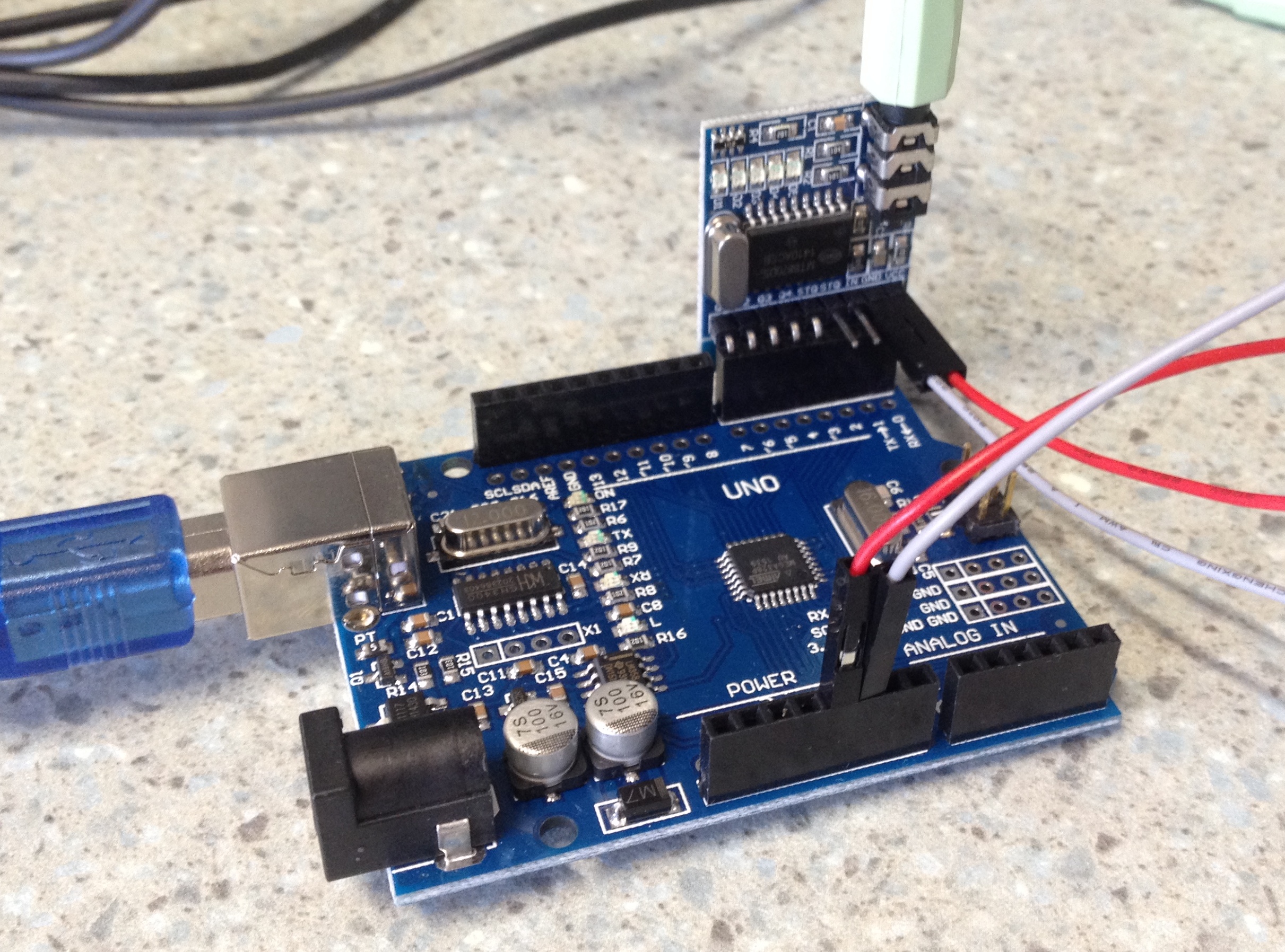 Arduino UNO clone with MT8870 DTMF module attached